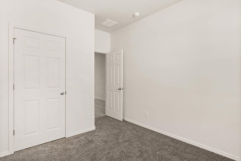 1012 Vallecito Loop NW