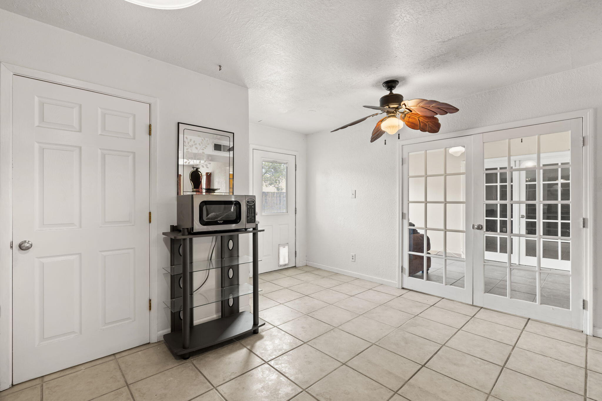 1706 ZAMORA Court
