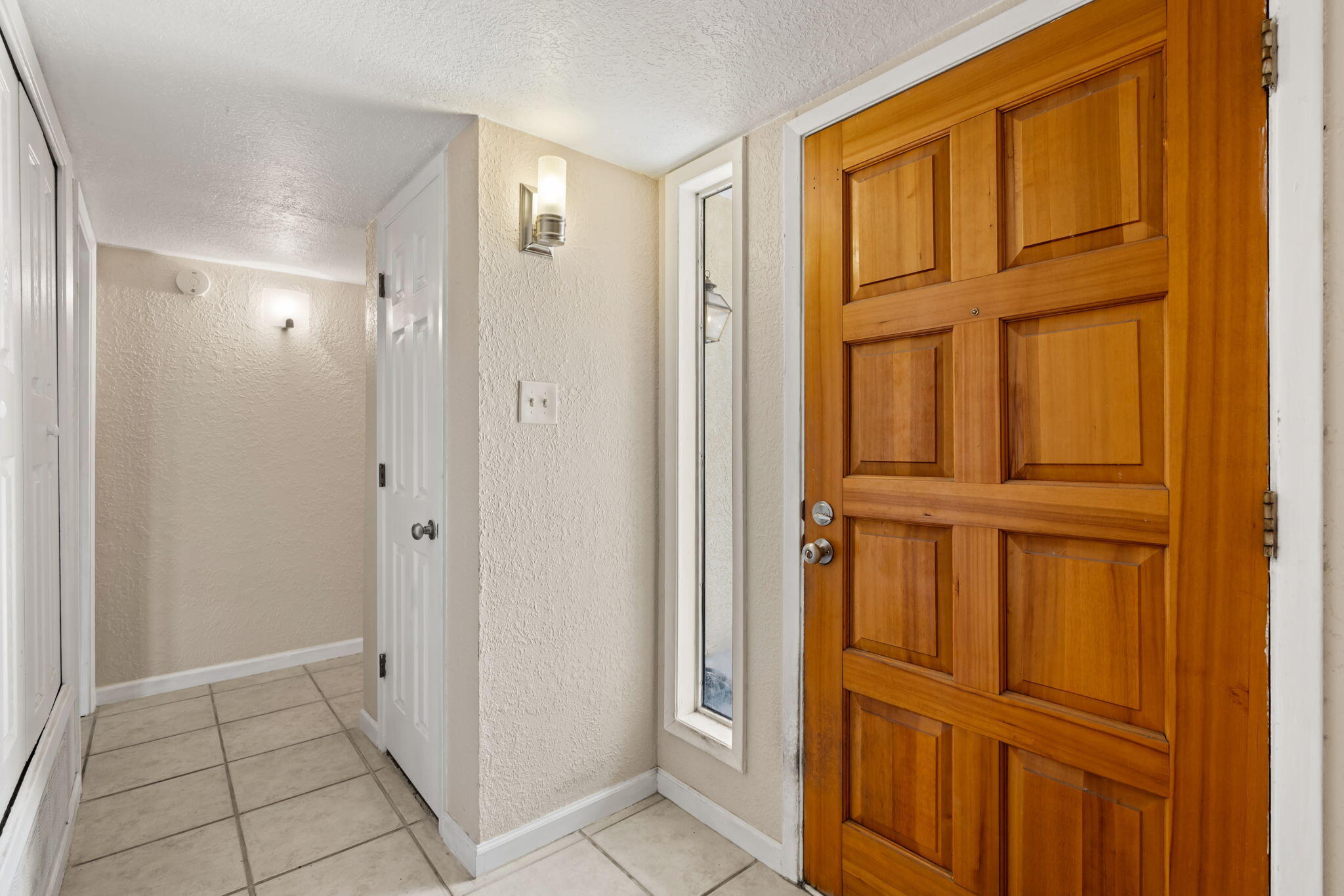 1706 ZAMORA Court