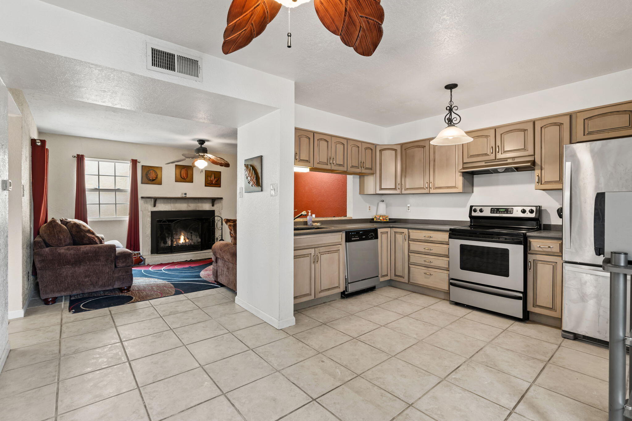 1706 ZAMORA Court