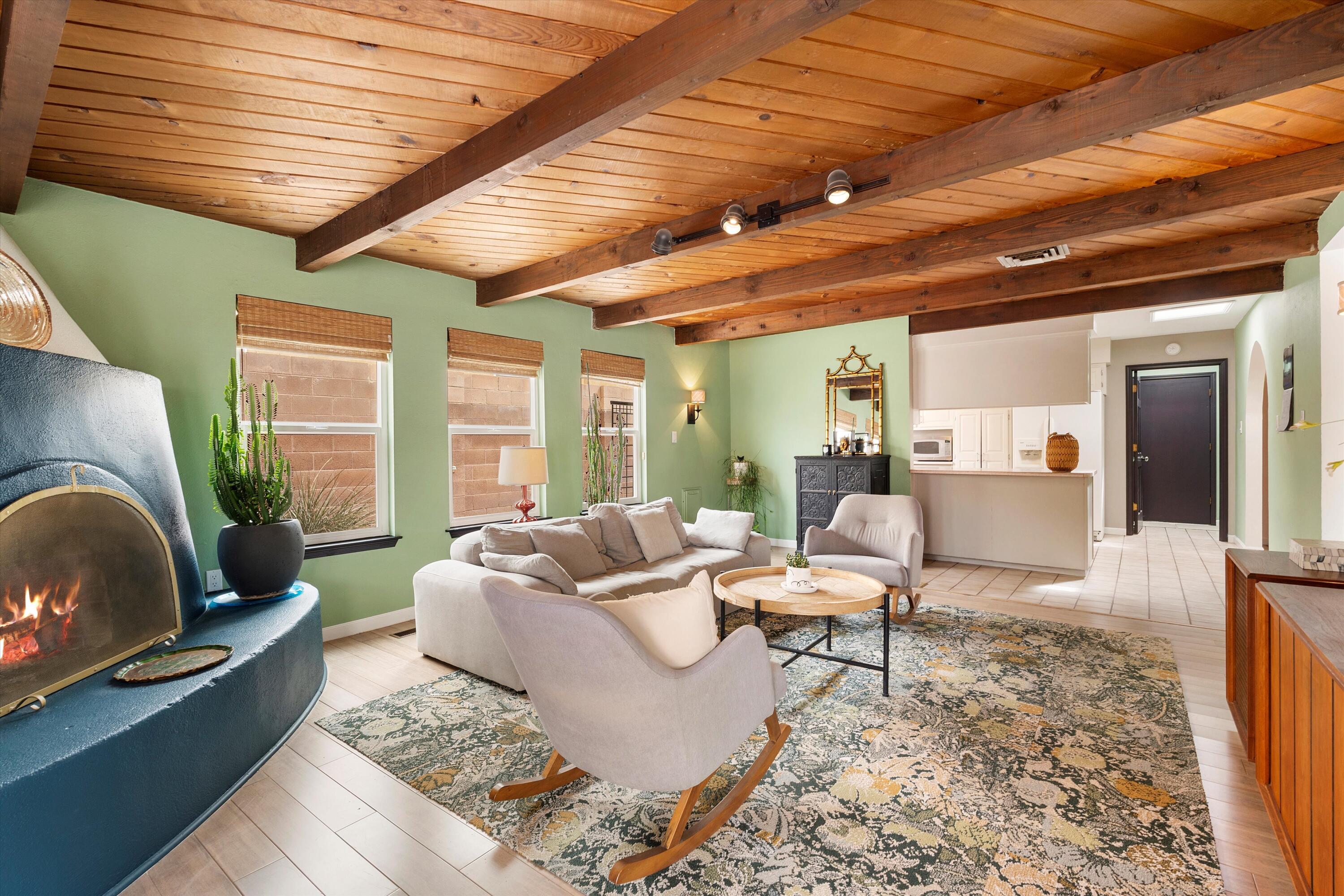 9809 ADMIRAL NIMITZ Avenue NE