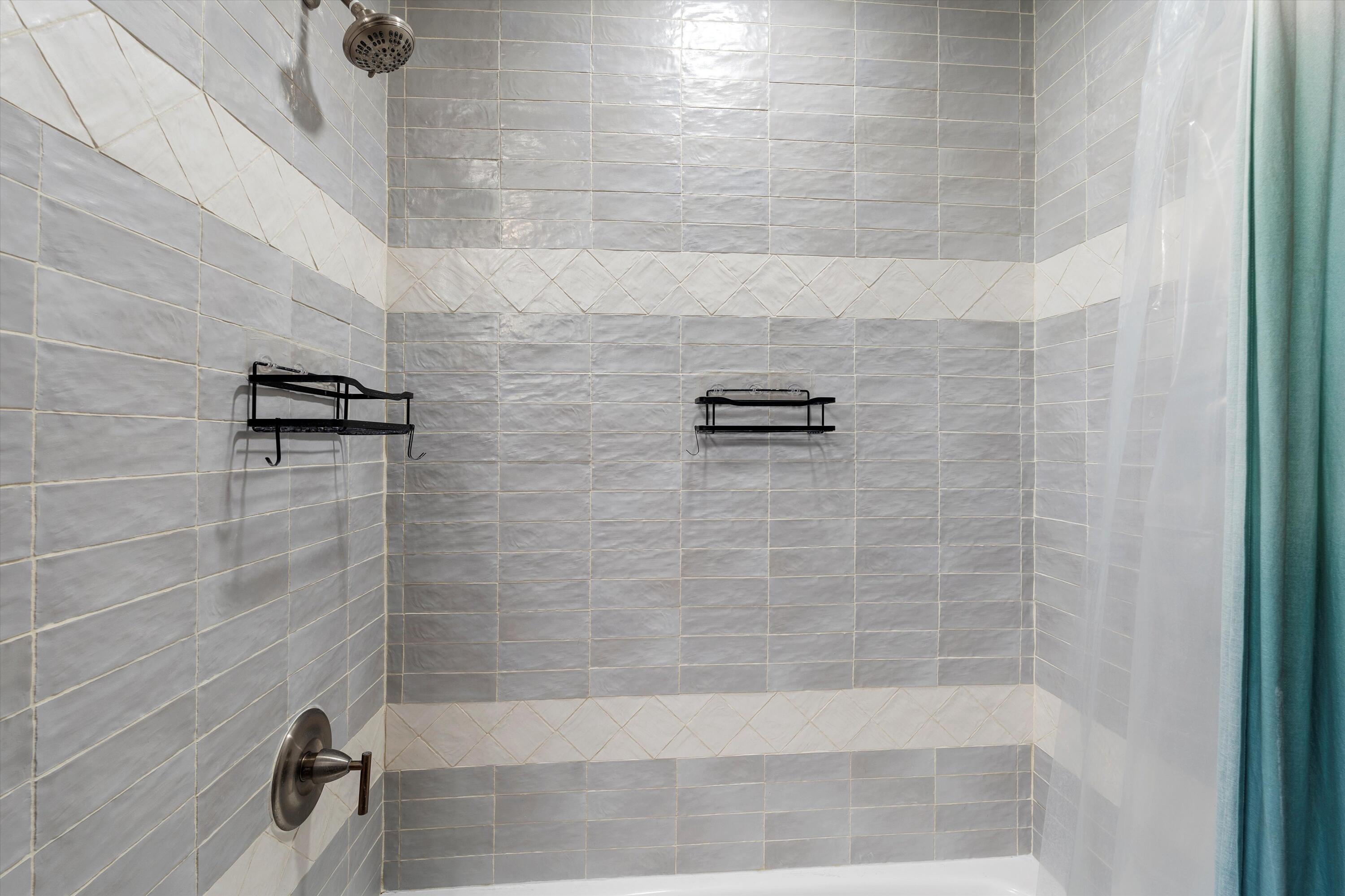 9809 ADMIRAL NIMITZ Avenue NE