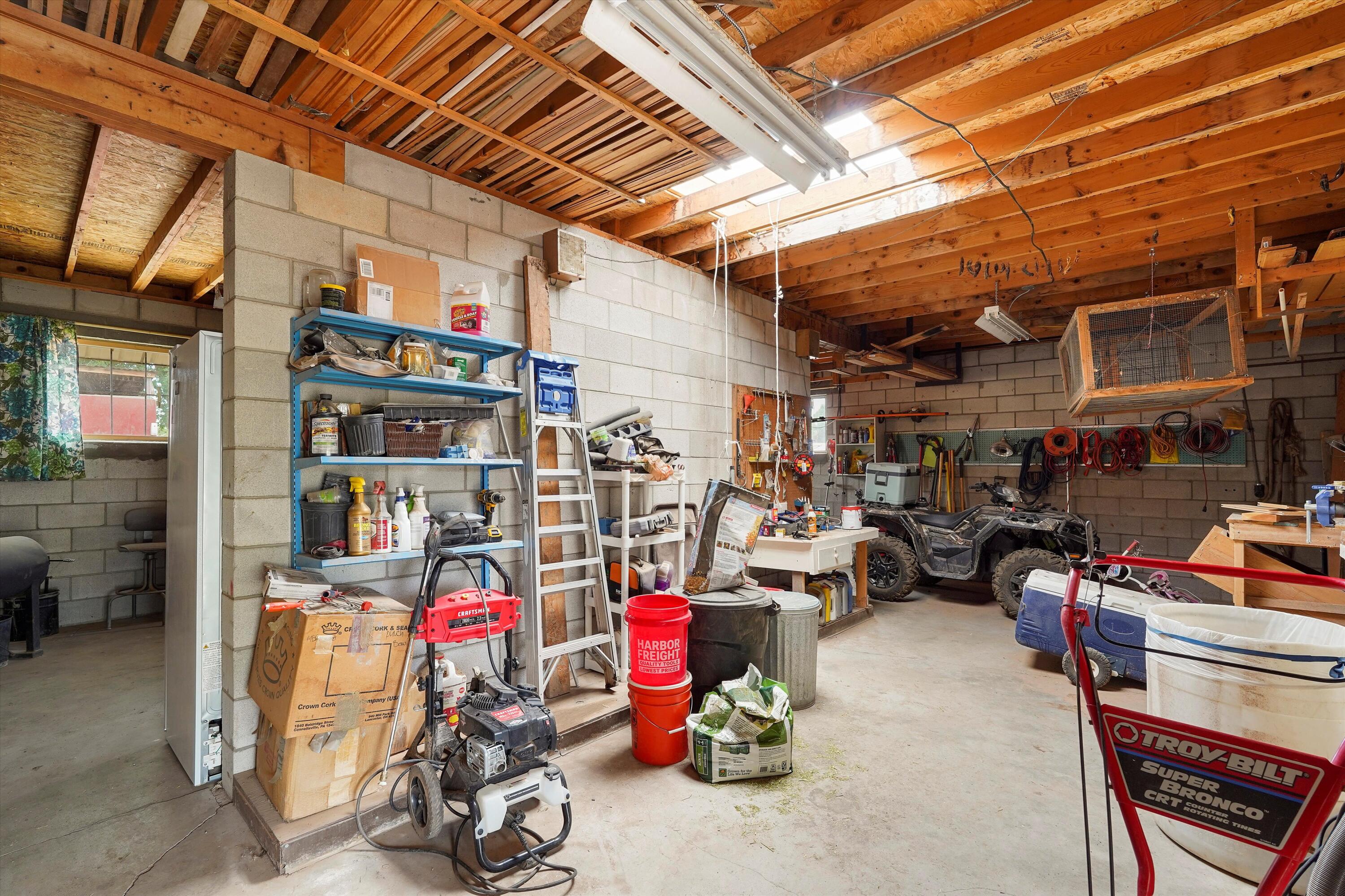 2836 LA FONDA Drive SW