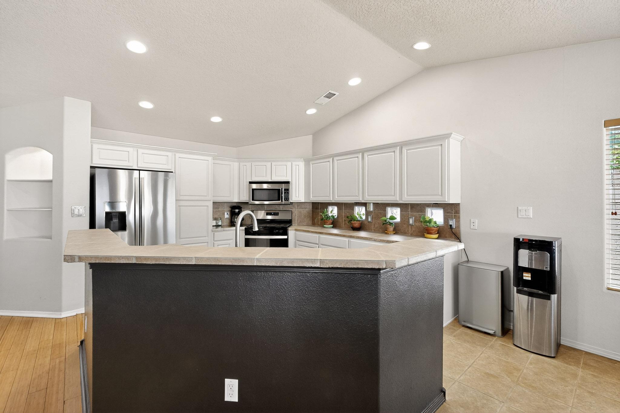 304 CALLE EVANGELINE