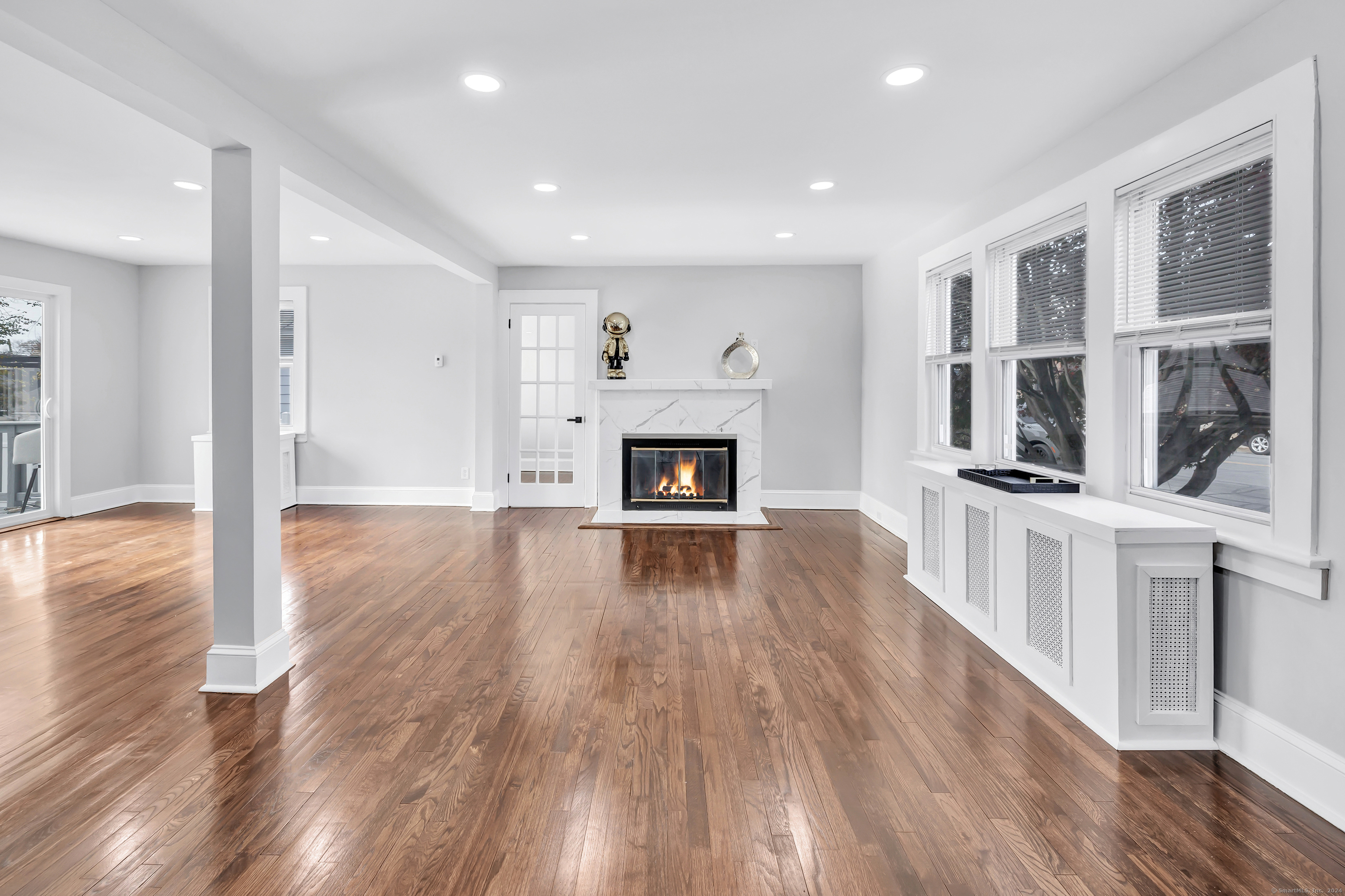 385 Westfield Avenue
