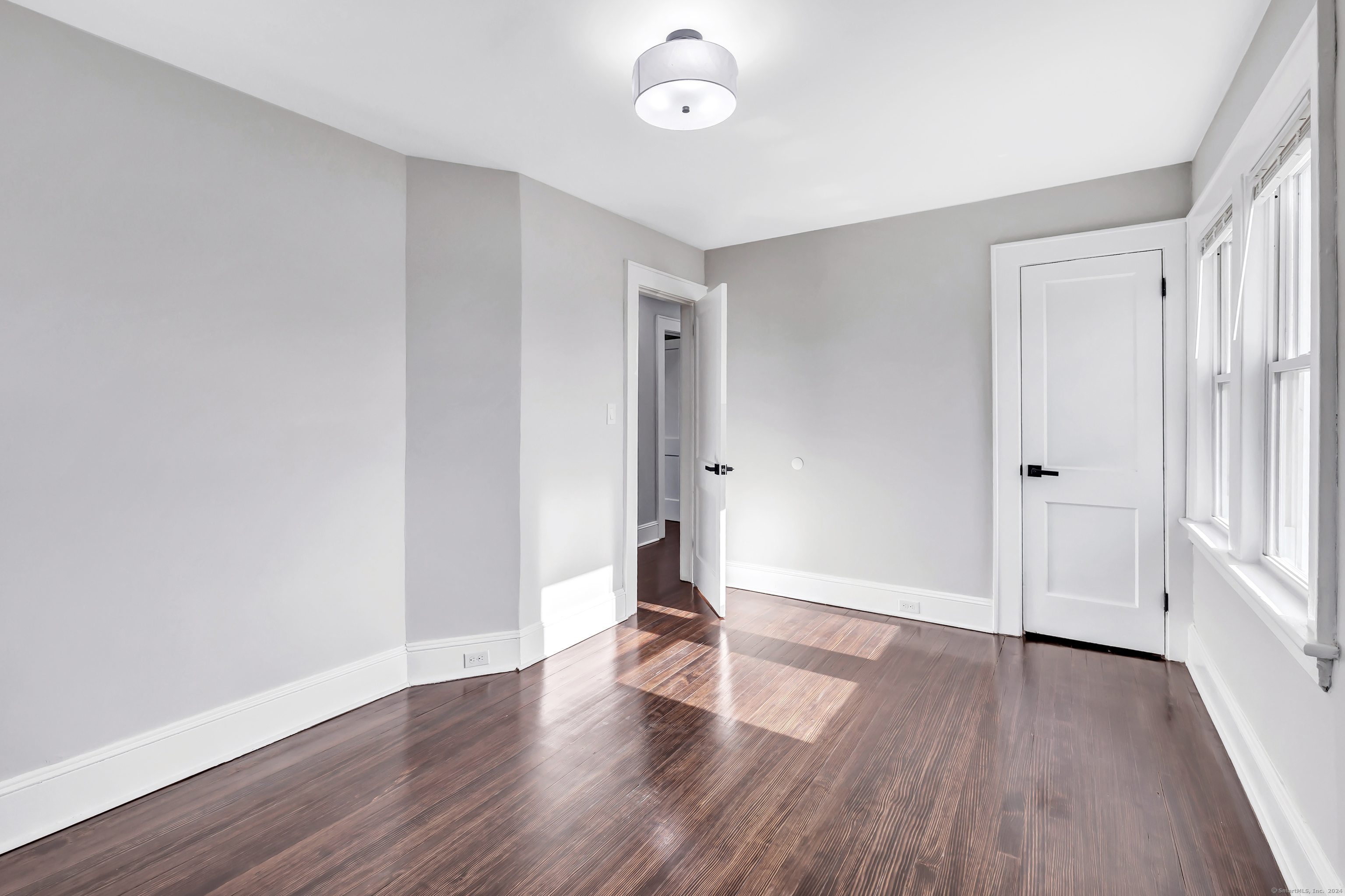 385 Westfield Avenue