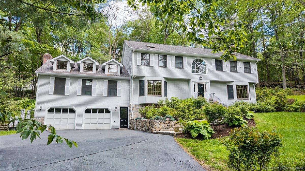 4665 Black Rock Turnpike