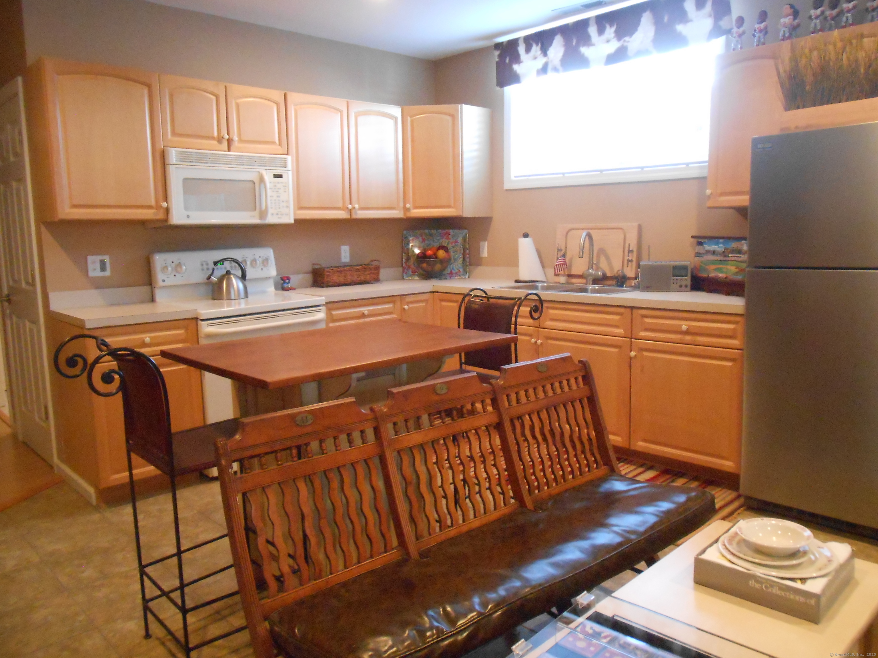 9 Mirage Drive