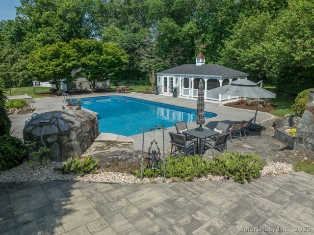 9 Mirage Drive