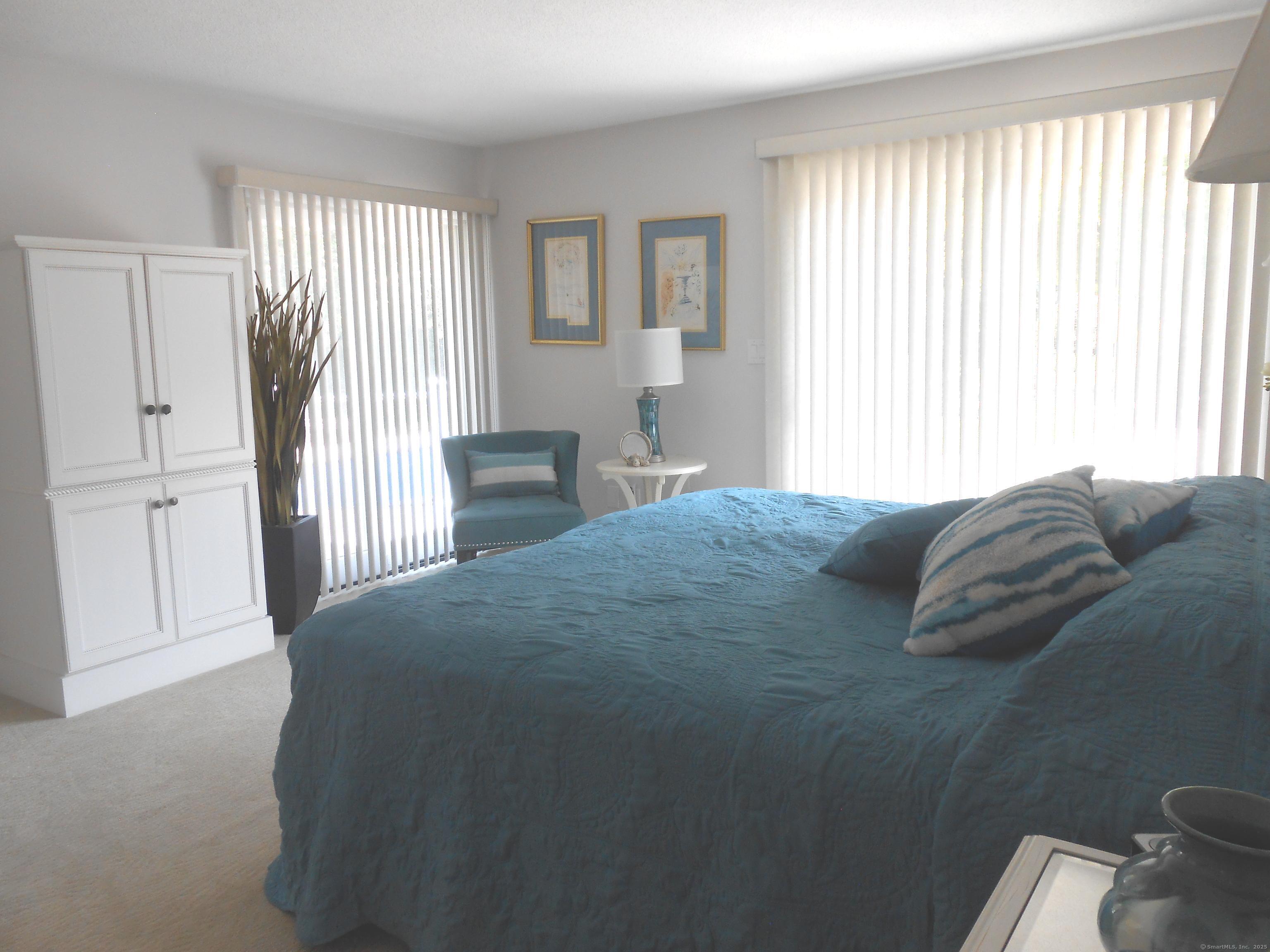 9 Mirage Drive