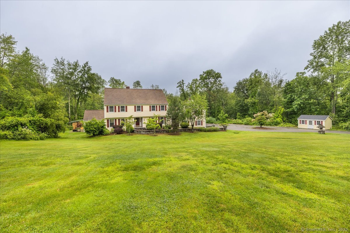 16 Saddle Ridge Road