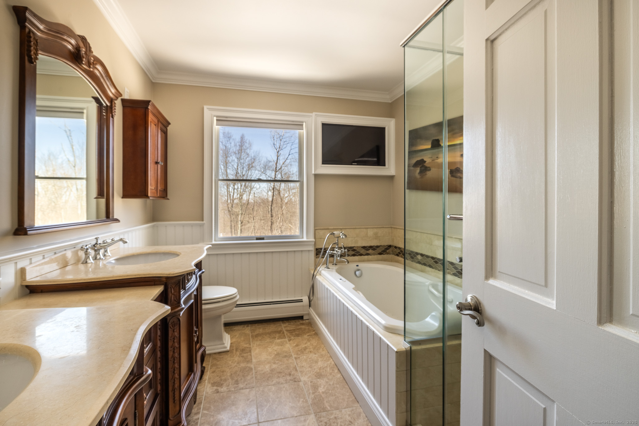 16 Saddle Ridge Road