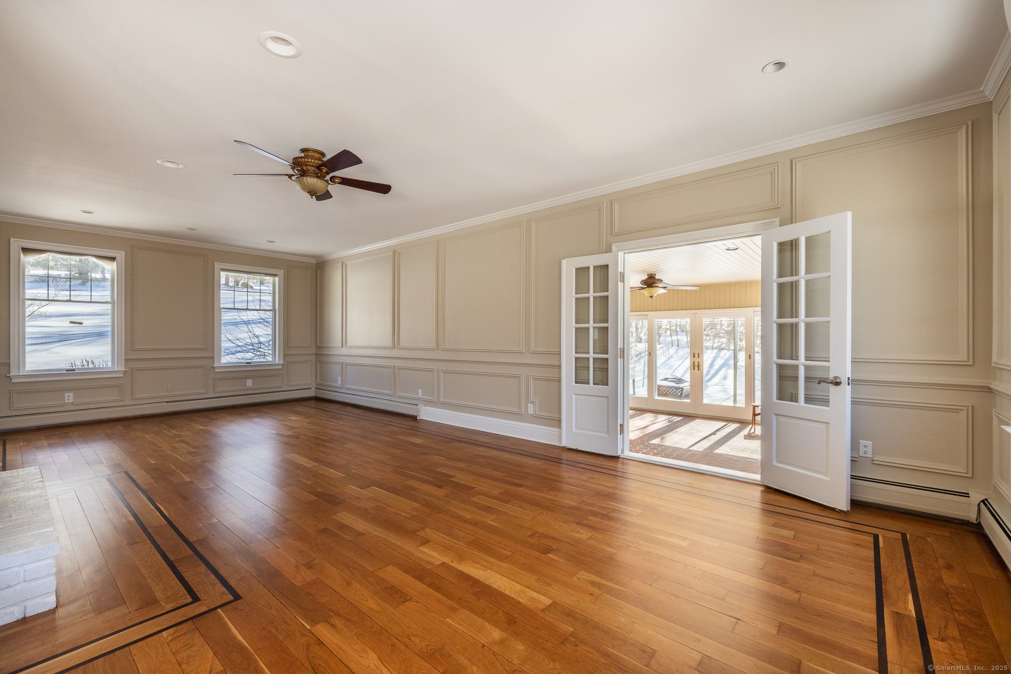 16 Saddle Ridge Road