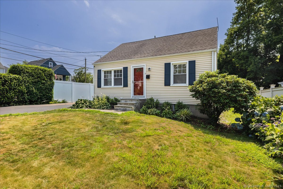 7 Melville Avenue