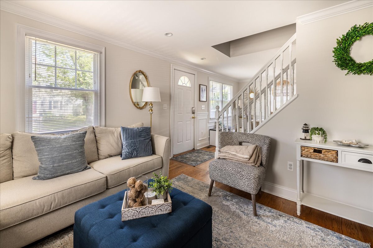 7 Melville Avenue