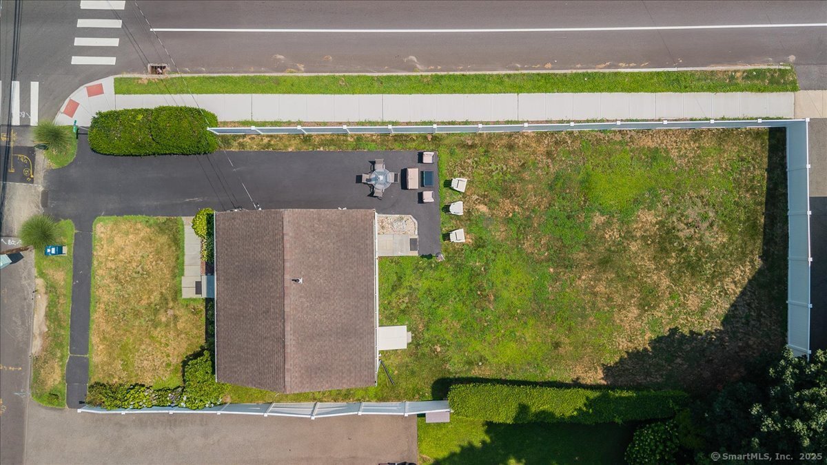7 Melville Avenue