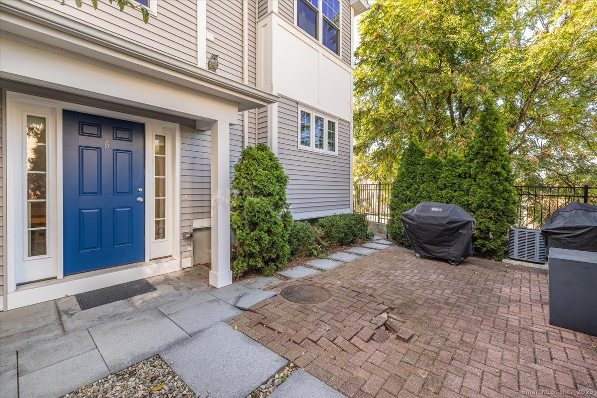 175 West Avenue 6