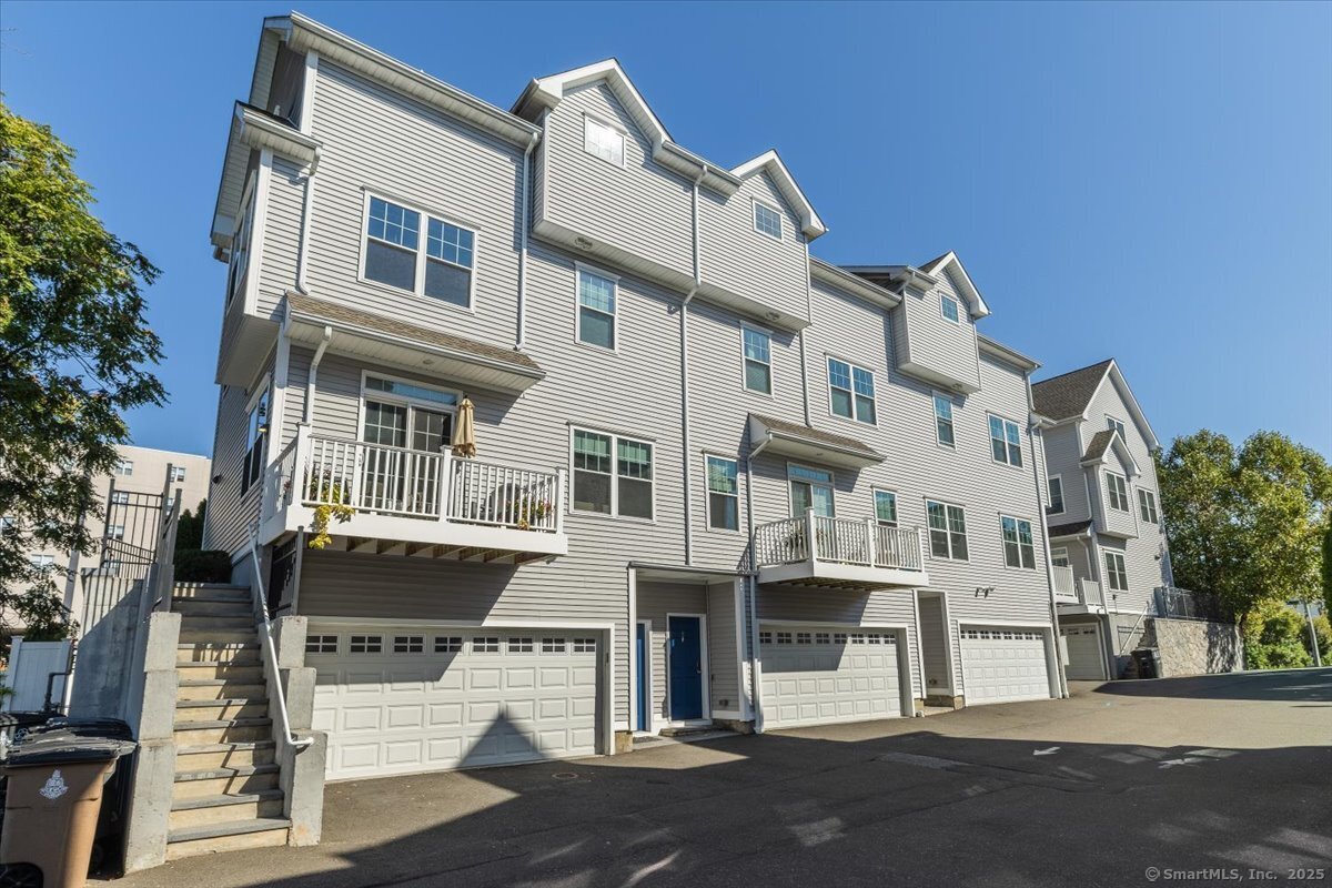 175 West Avenue 6