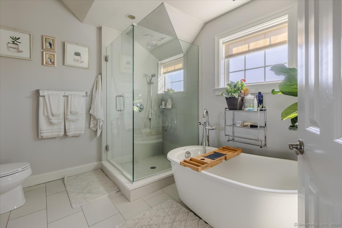 175 West Avenue 6