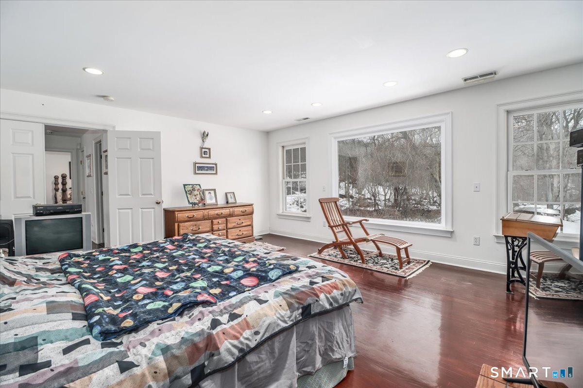 80 Maple Road