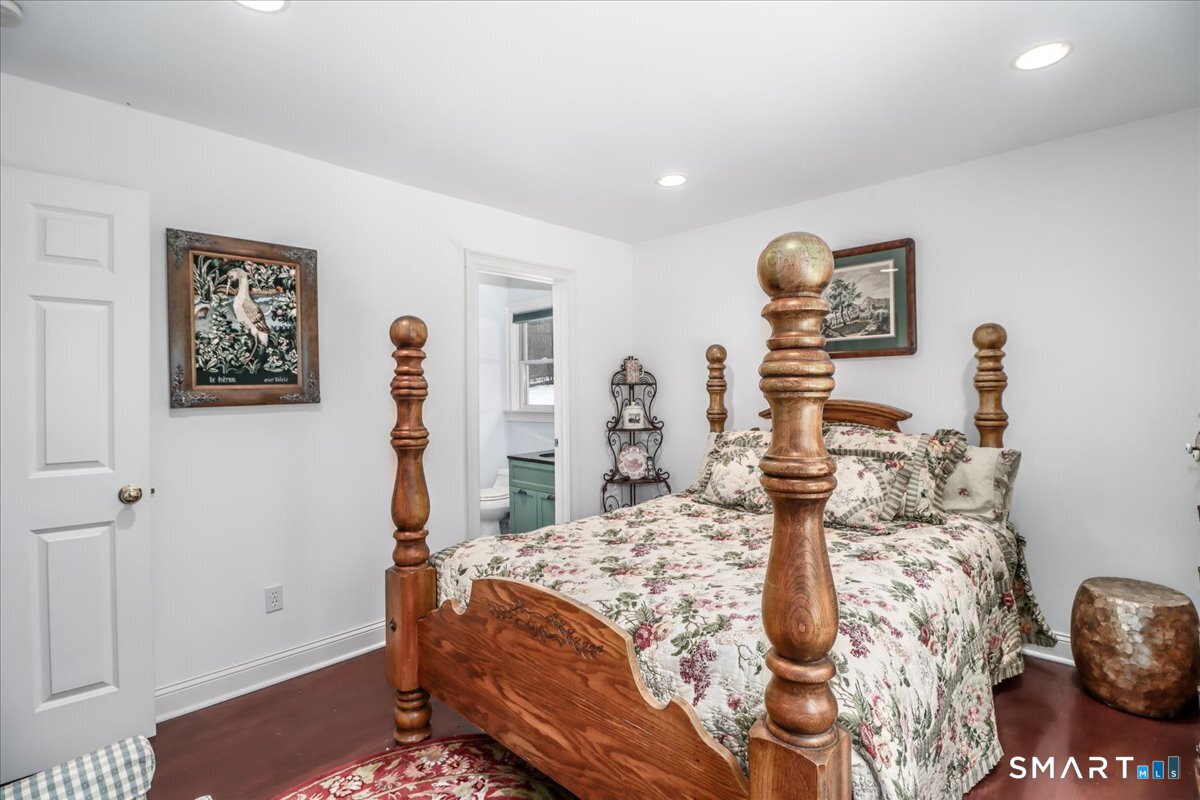 80 Maple Road