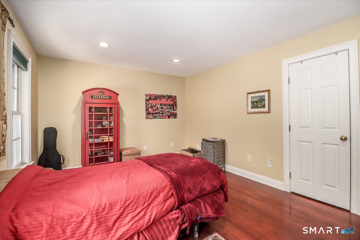 80 Maple Road