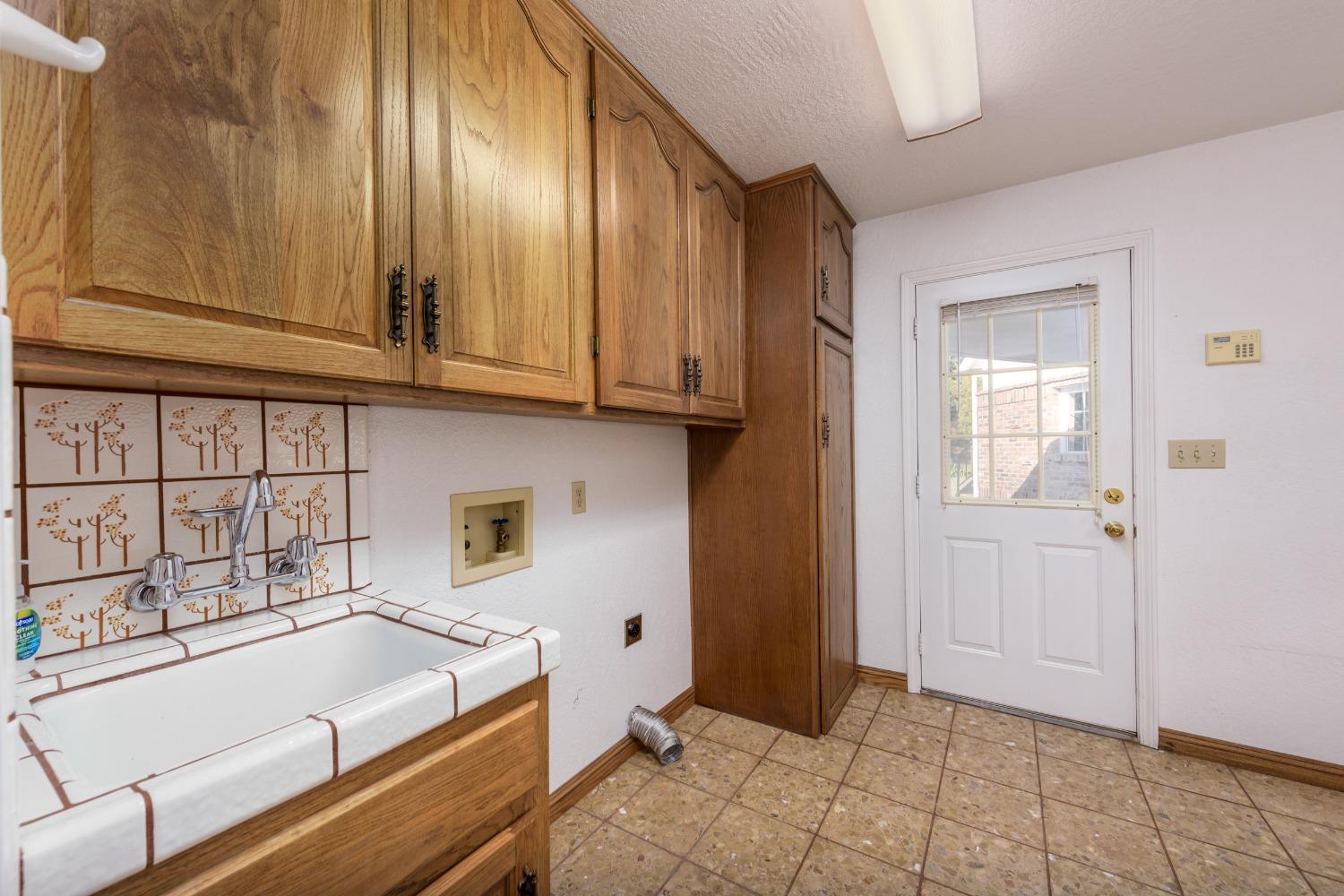 5200 E. China Hill Road