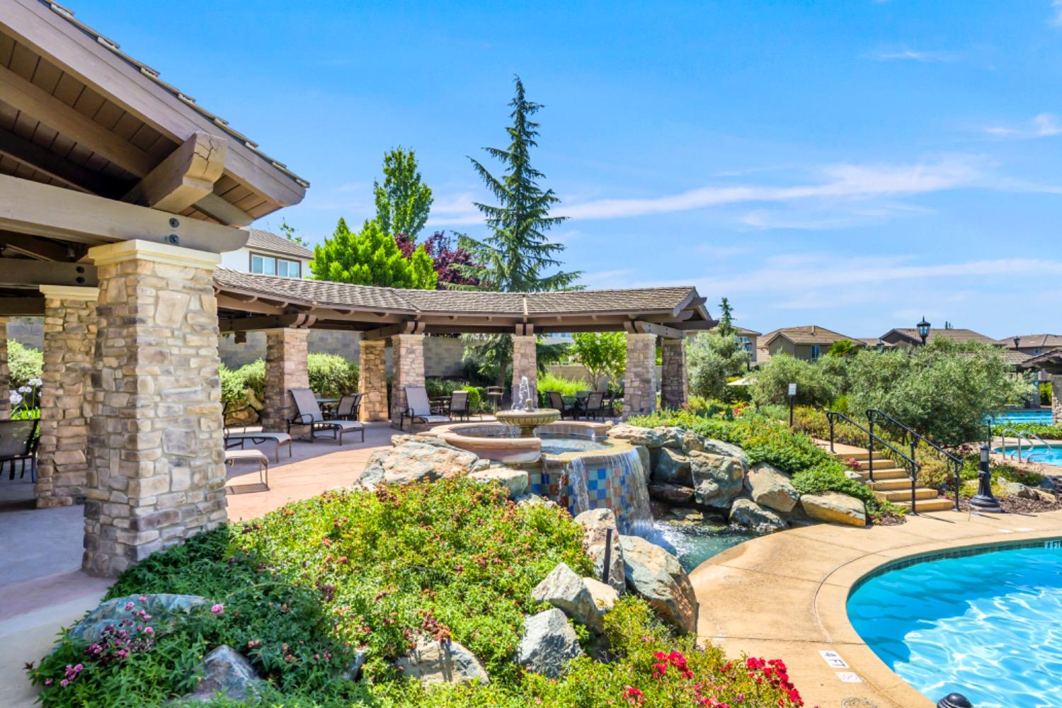 3526 Rosecrest Circle