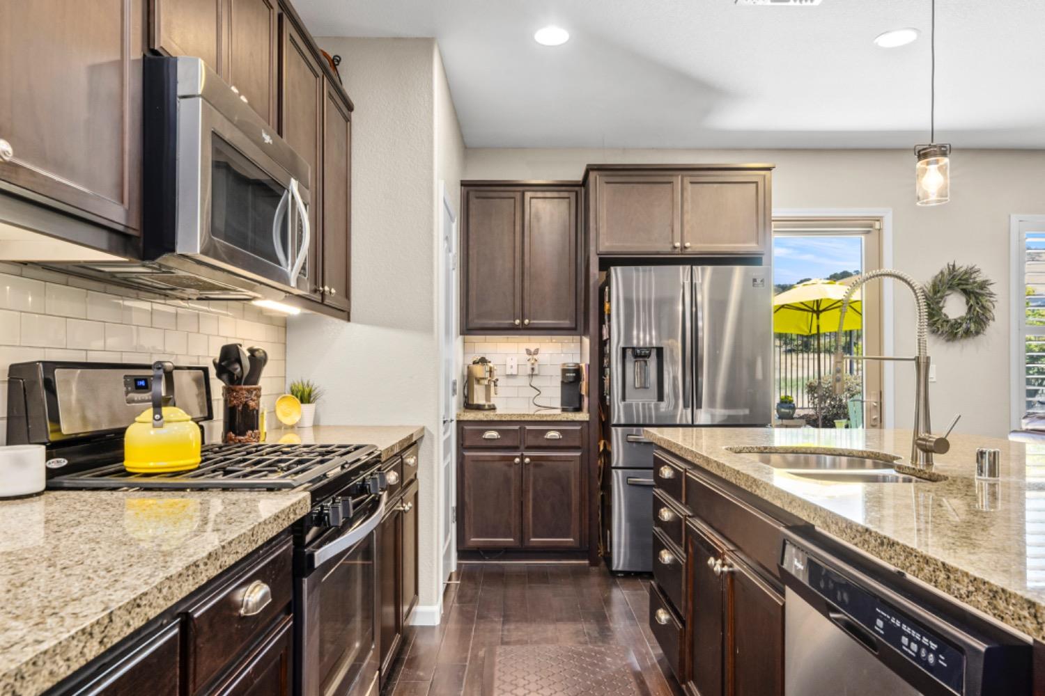 3526 Rosecrest Circle