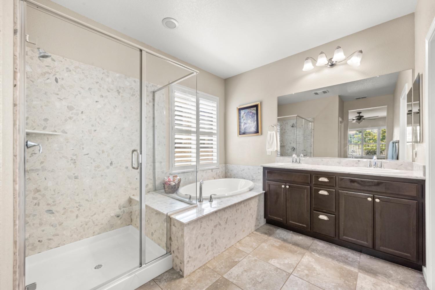 3526 Rosecrest Circle