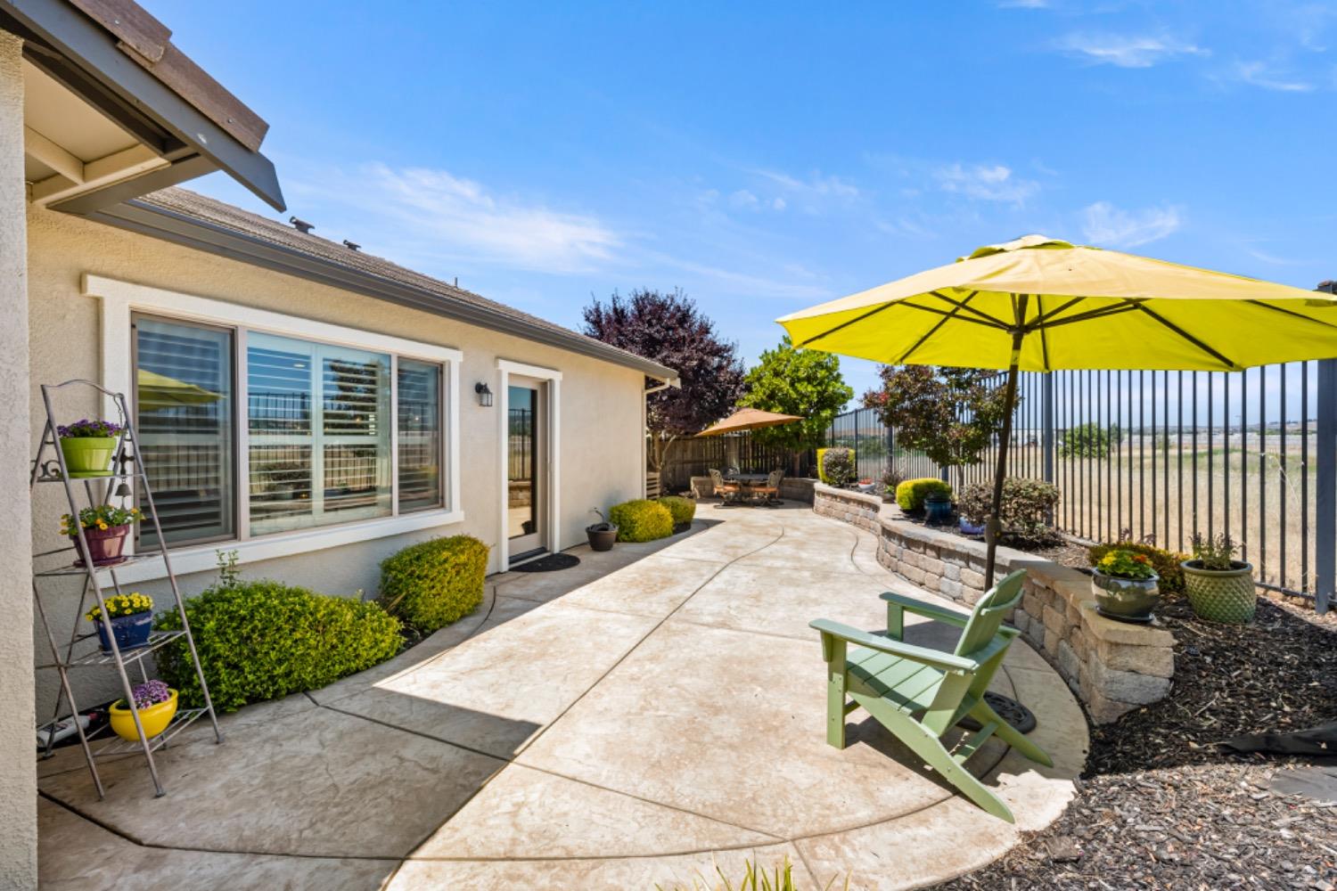 3526 Rosecrest Circle