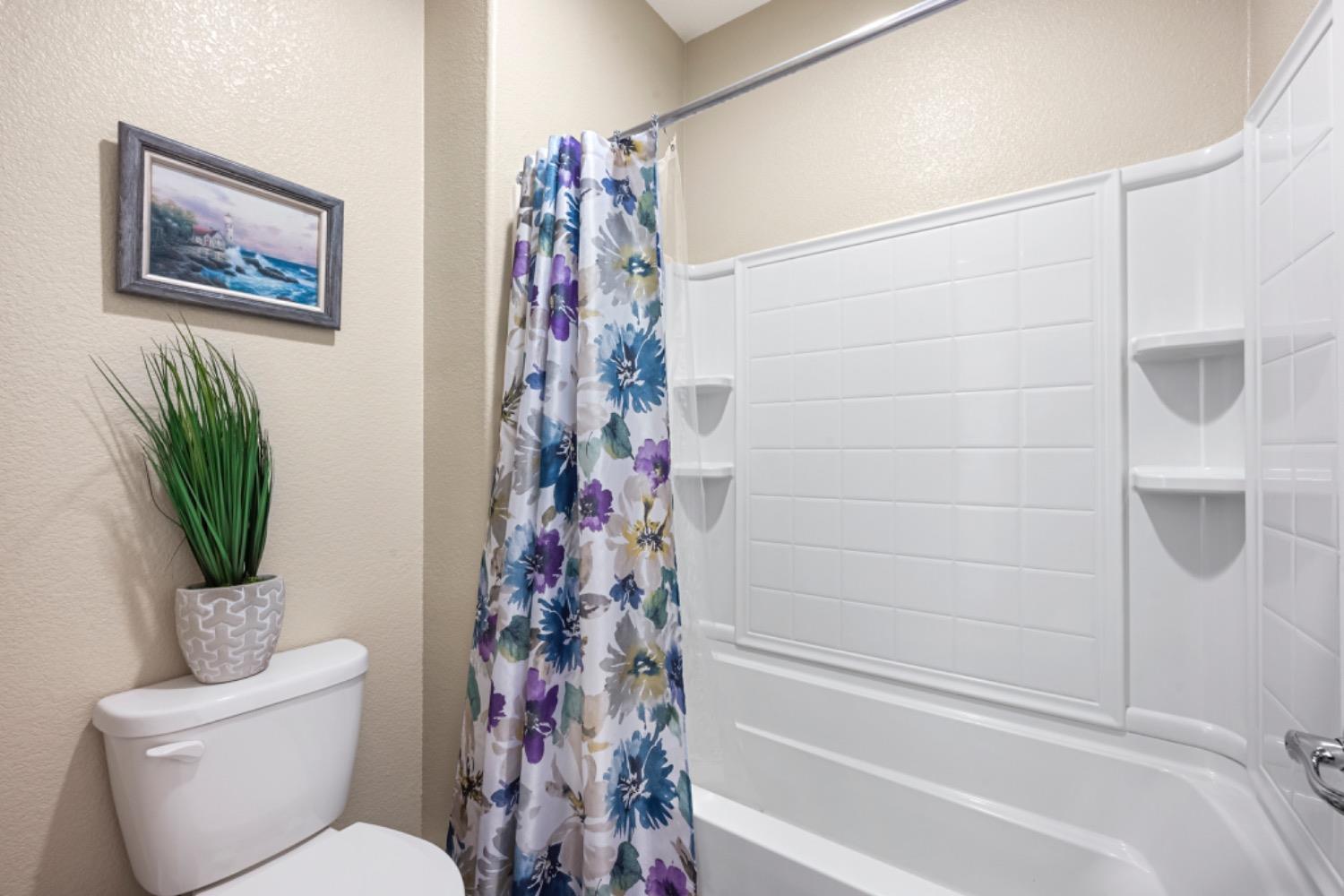 3526 Rosecrest Circle