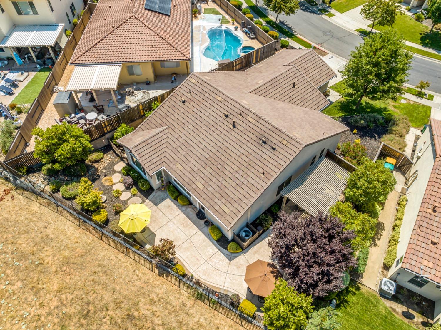 3526 Rosecrest Circle