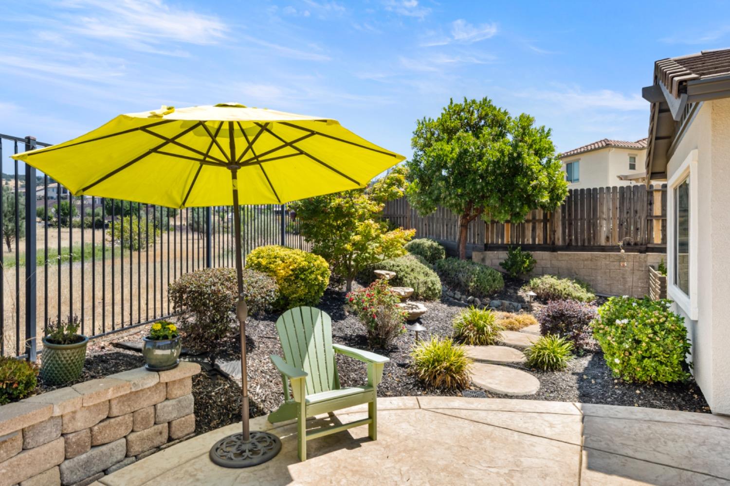 3526 Rosecrest Circle