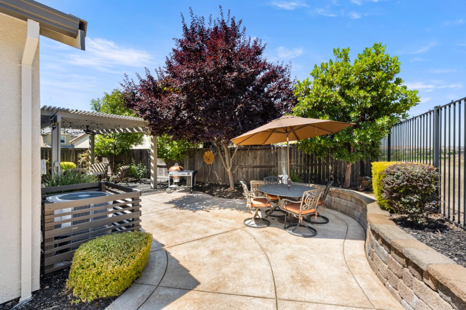 3526 Rosecrest Circle