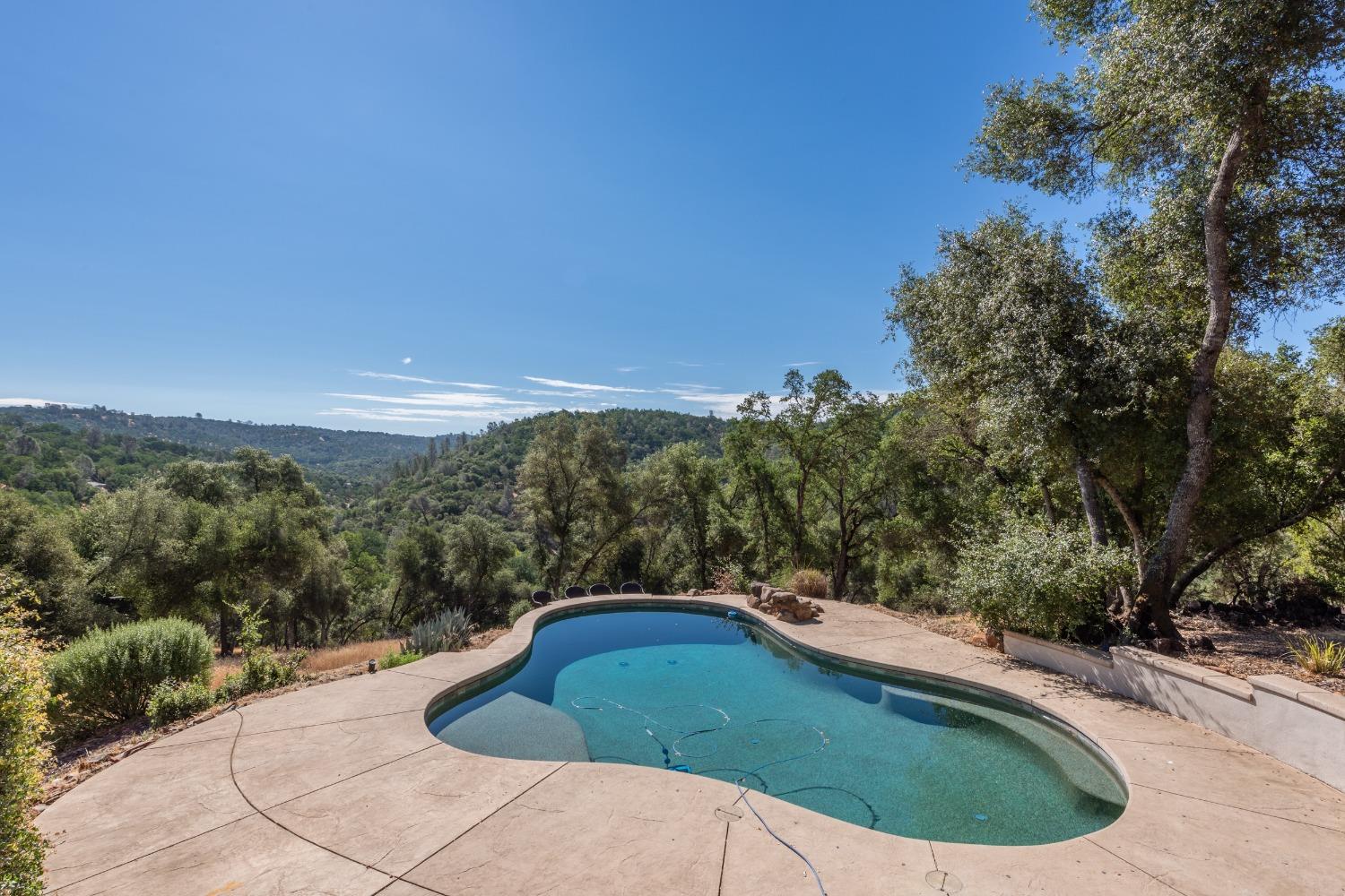 7001 Beaver Pond Road
