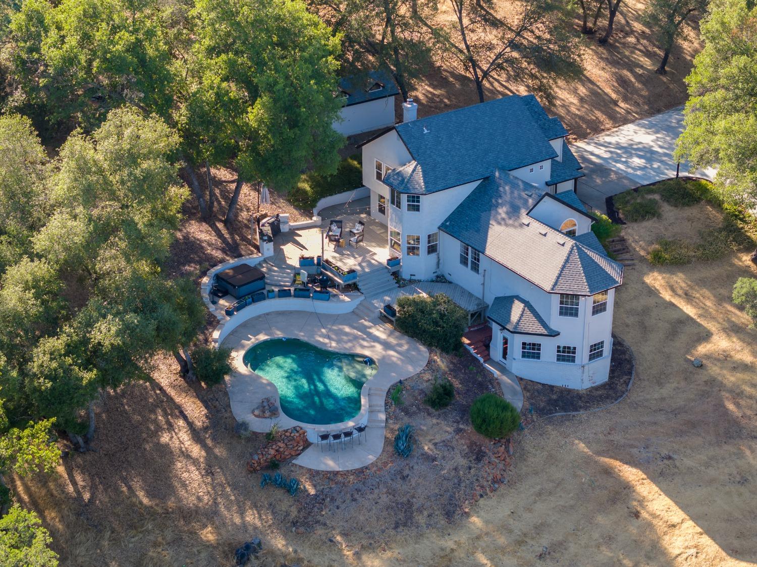 7001 Beaver Pond Road