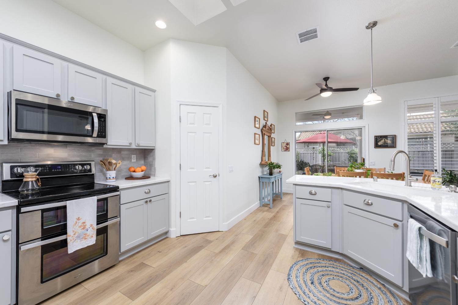 4555 Wanderlust Loop