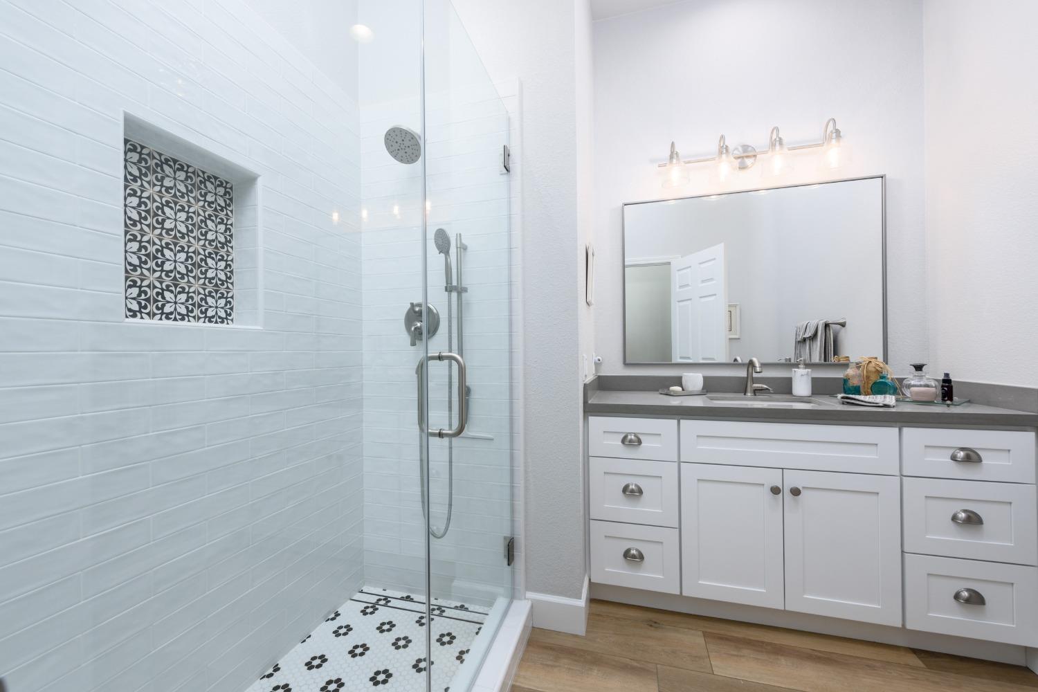 4555 Wanderlust Loop