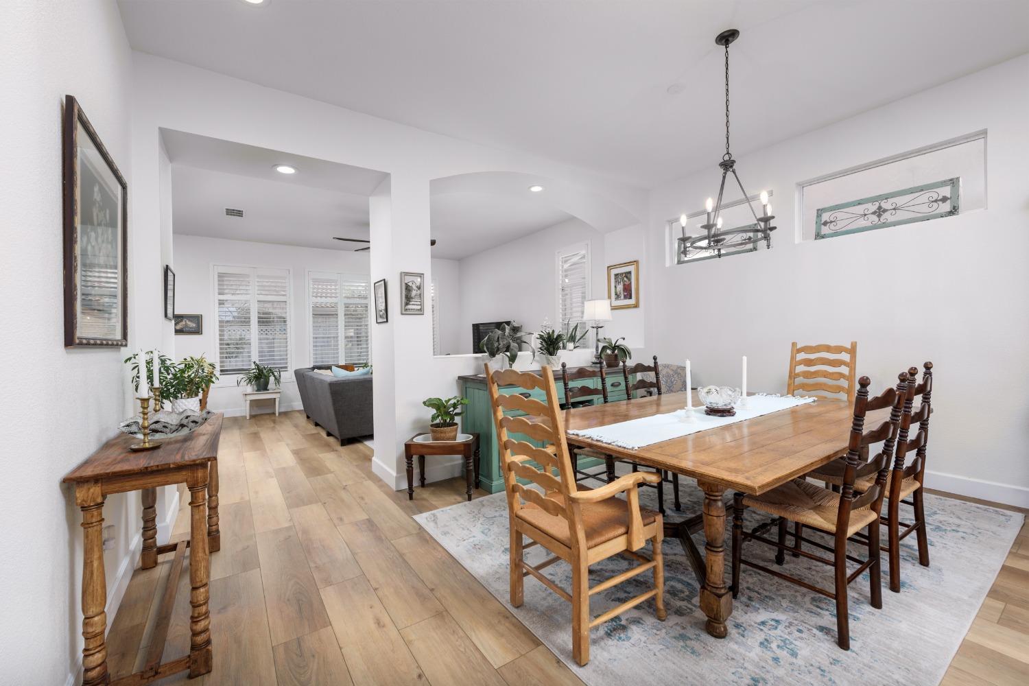 4555 Wanderlust Loop