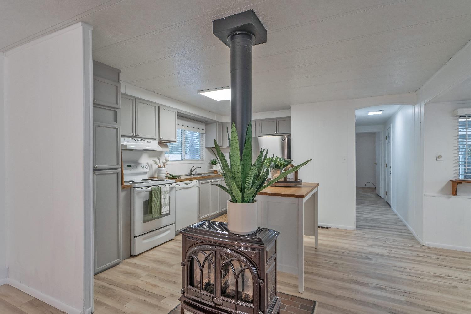 4420 Pleasant Valley Road 106