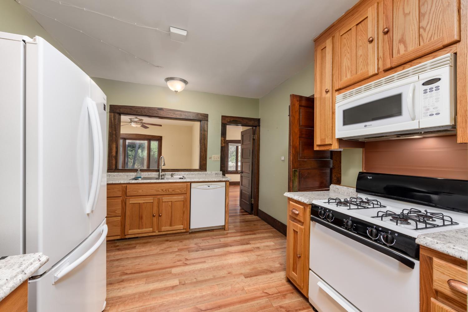 8541 State Highway 193