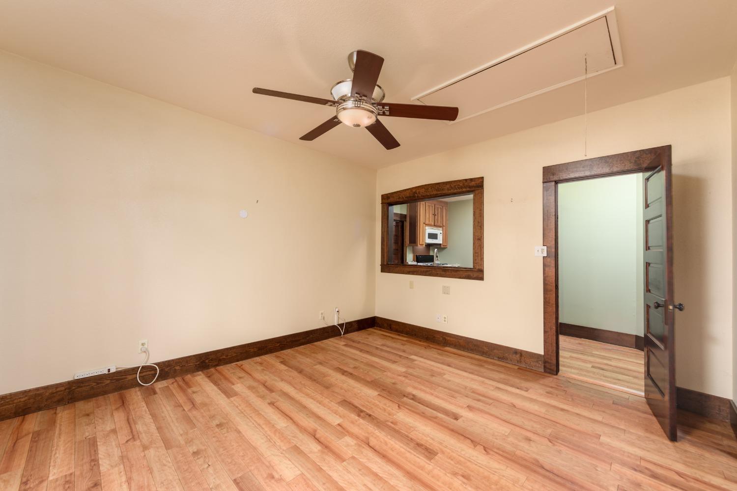 8541 State Highway 193