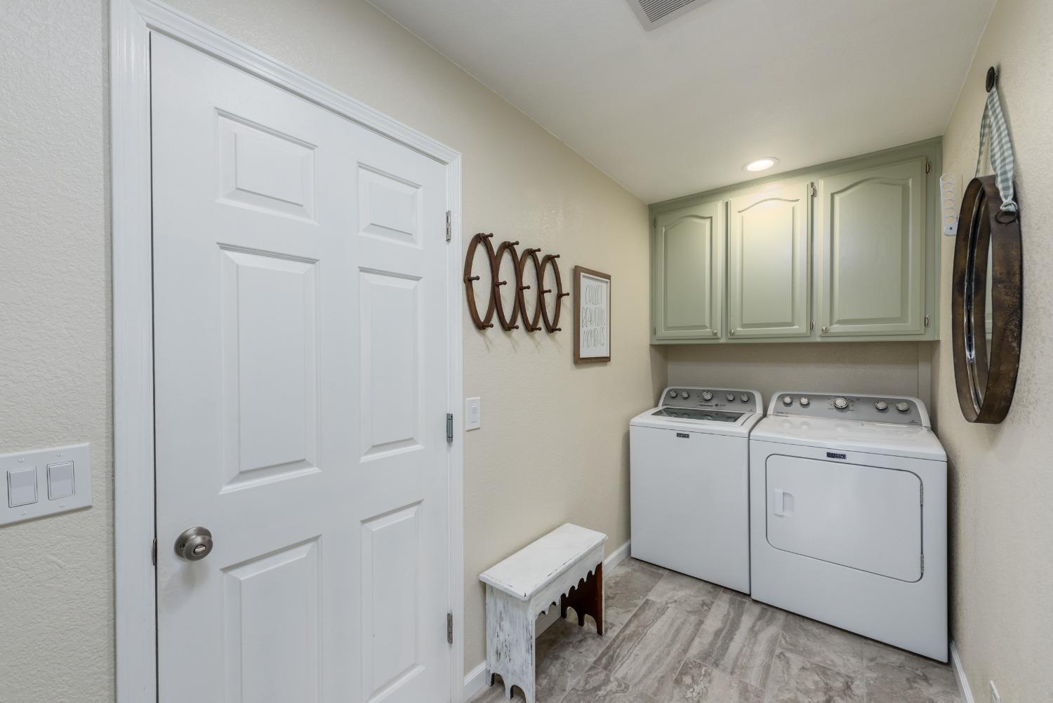 2915 Josie Lane