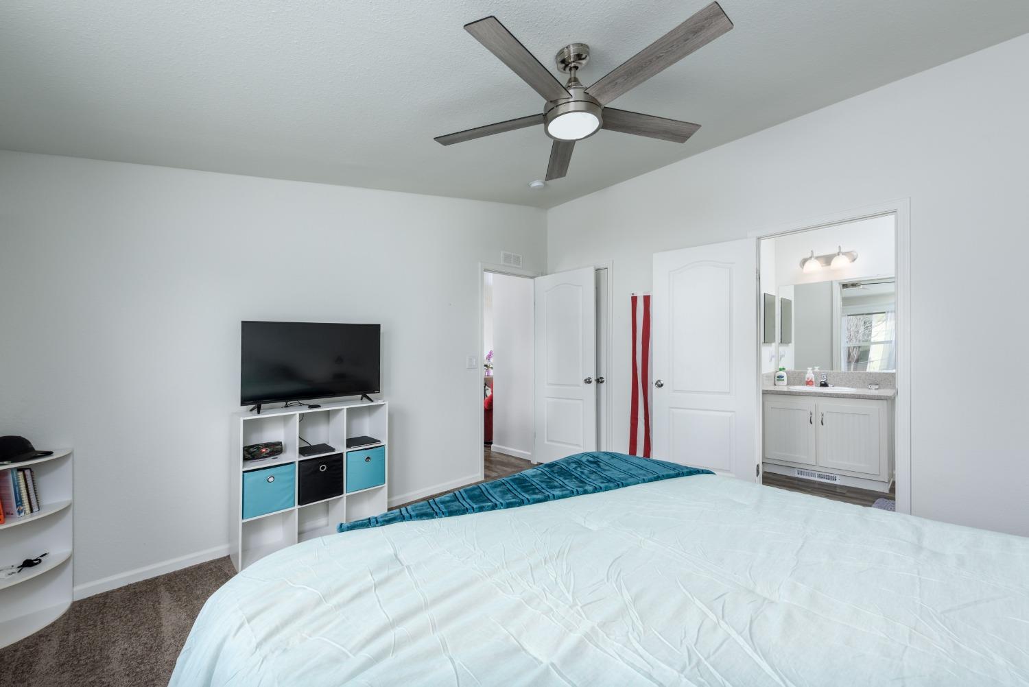 2915 Josie Lane