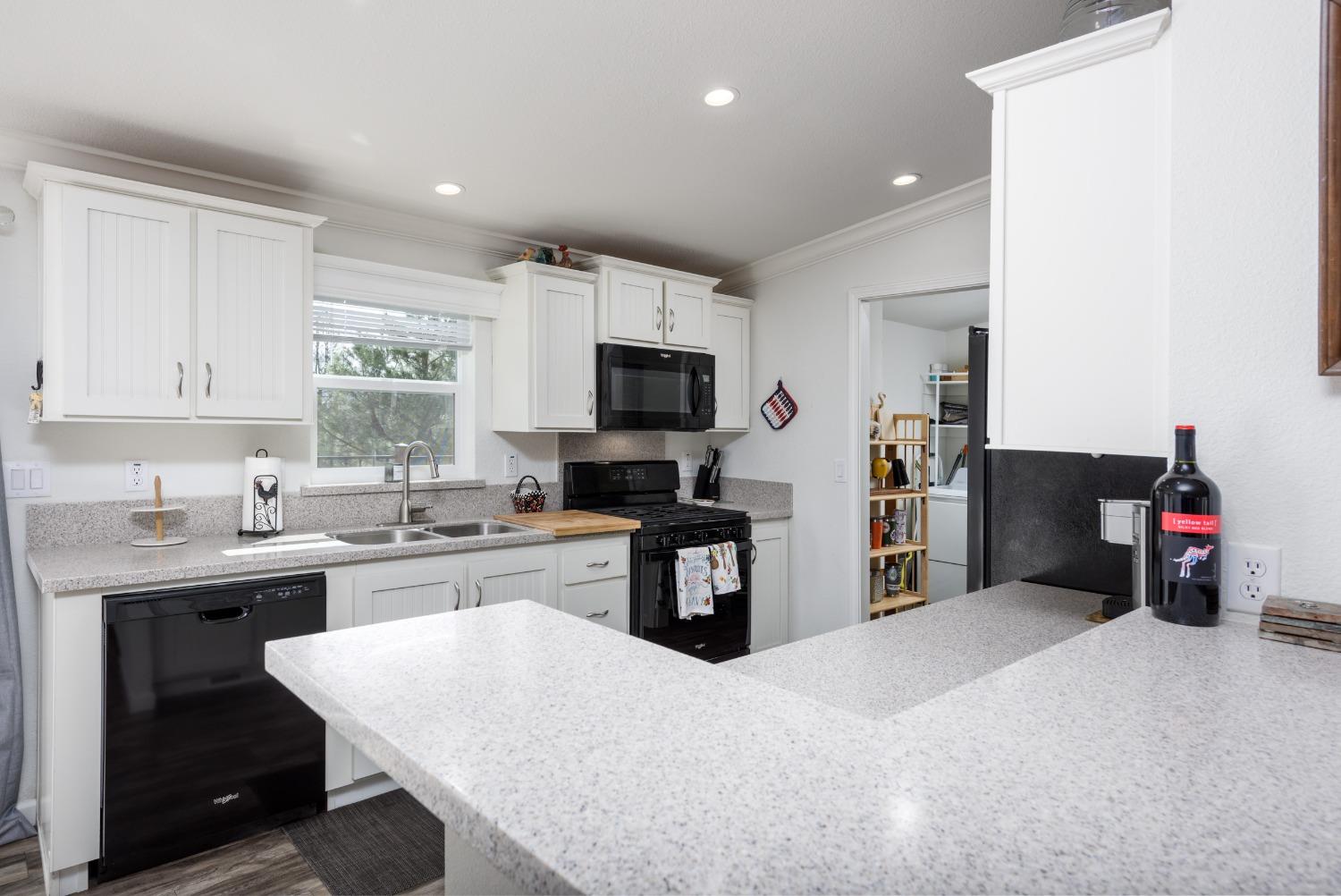 2915 Josie Lane