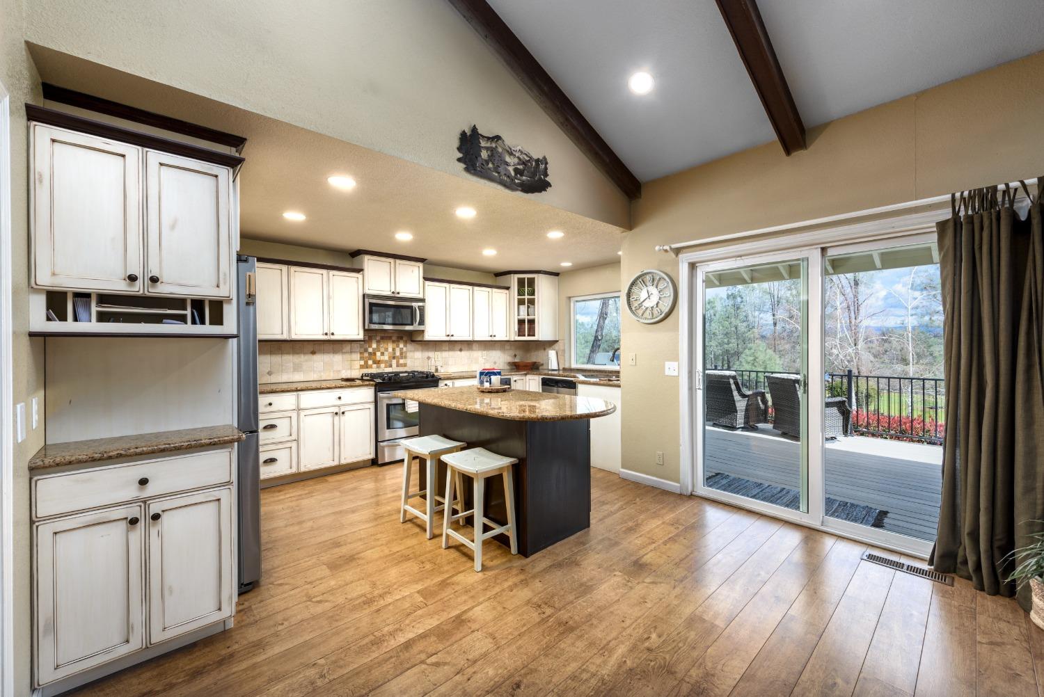 2915 Josie Lane