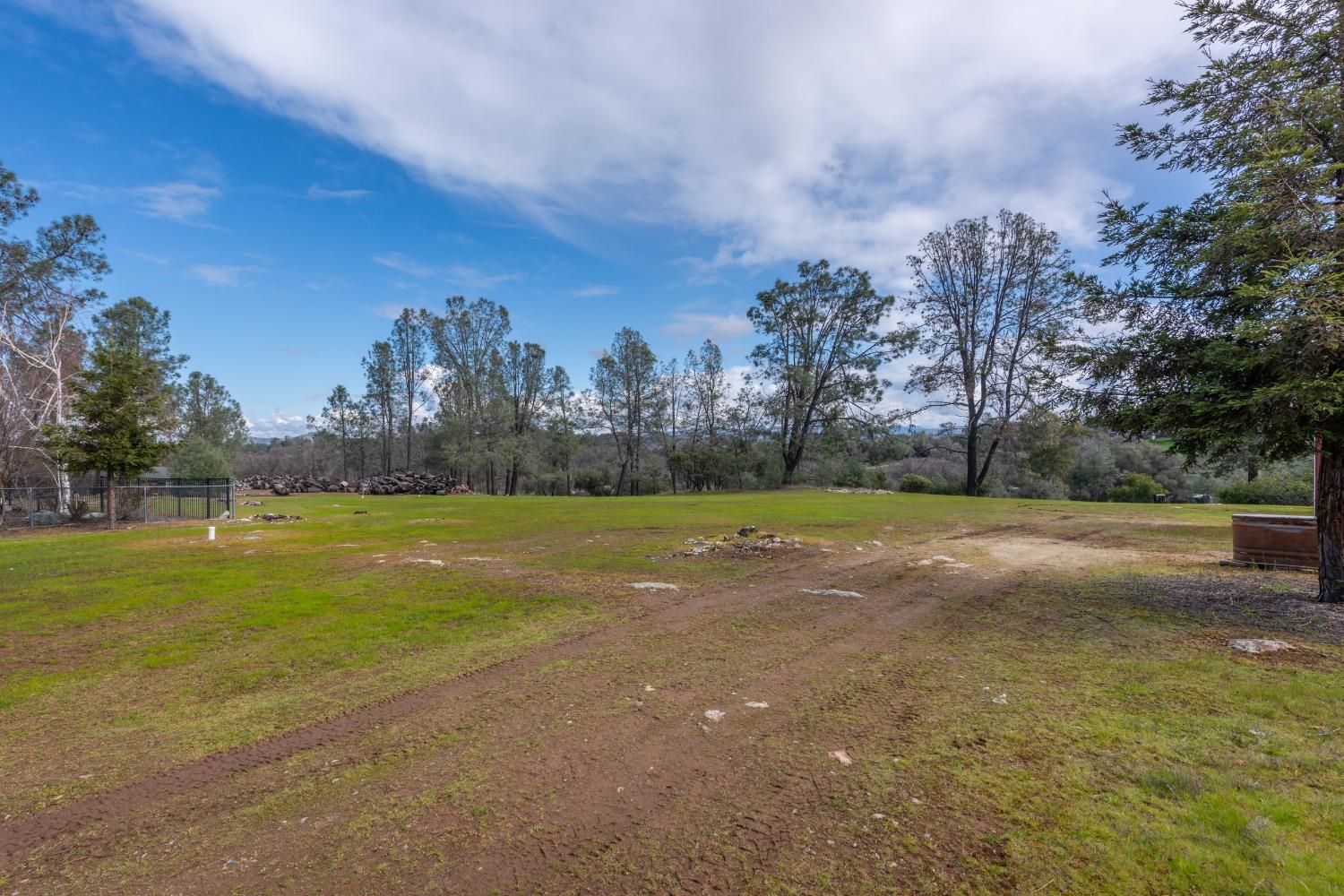 2915 Josie Lane