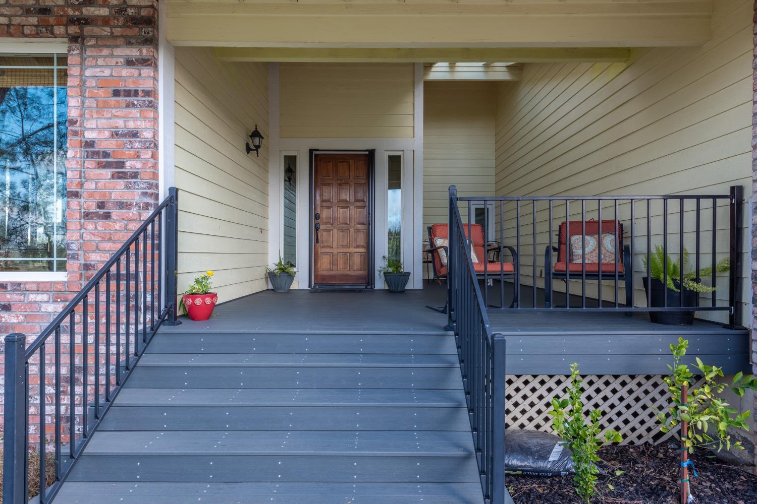 2915 Josie Lane