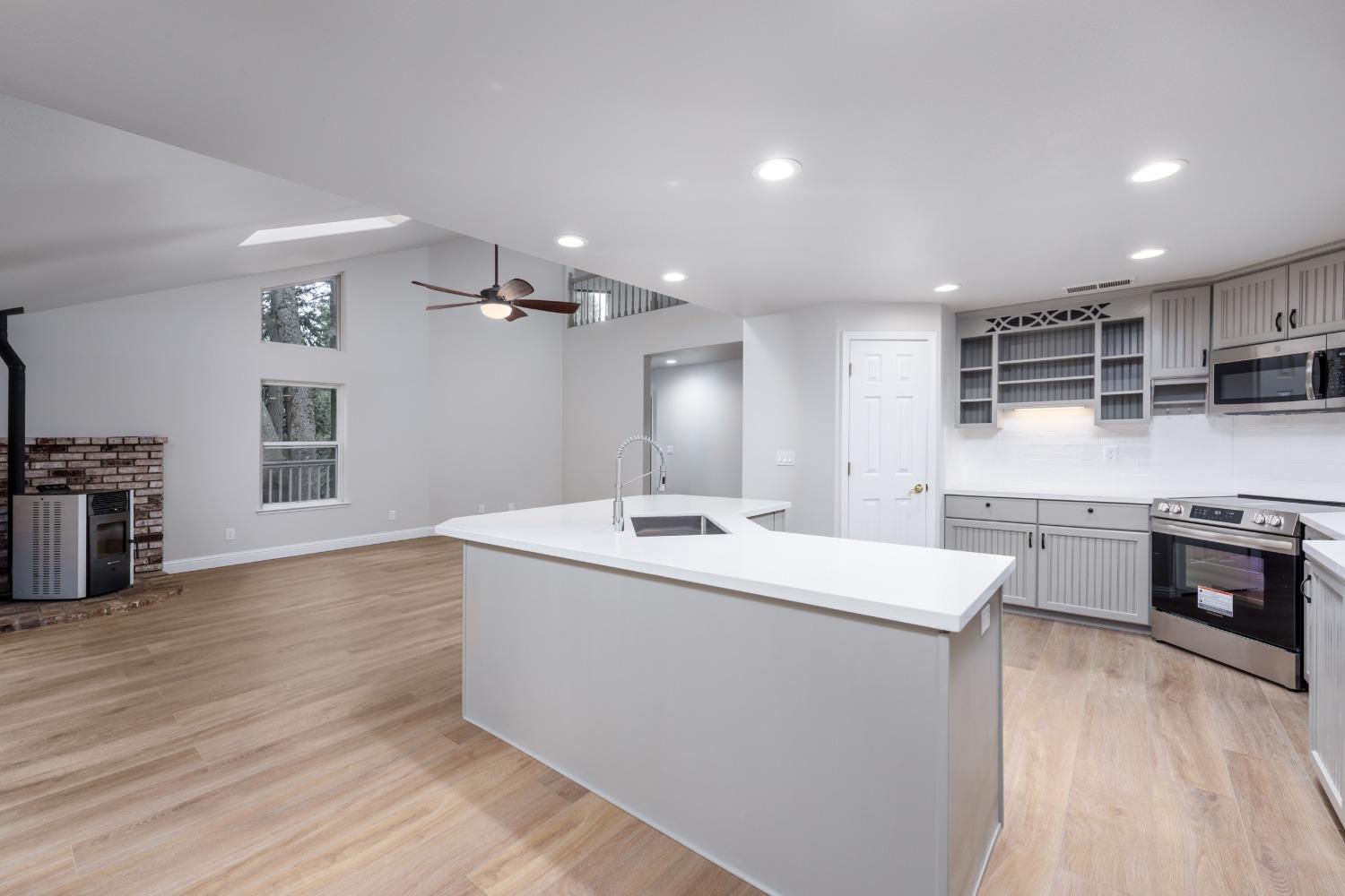 3174 Castlewood Circle